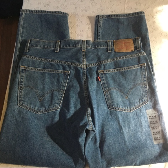 Vintage never worn Levi’s 505 jeans size 40/32. Made in 2002. - Picture 6 of 9